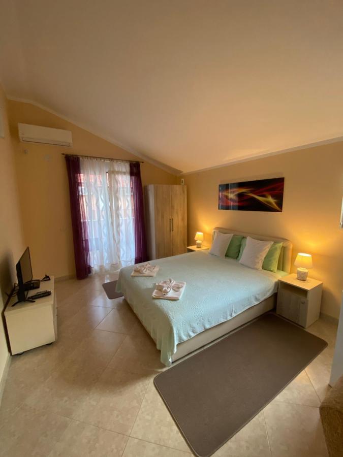 Apartmani Raskovic ブドヴァ エクステリア 写真